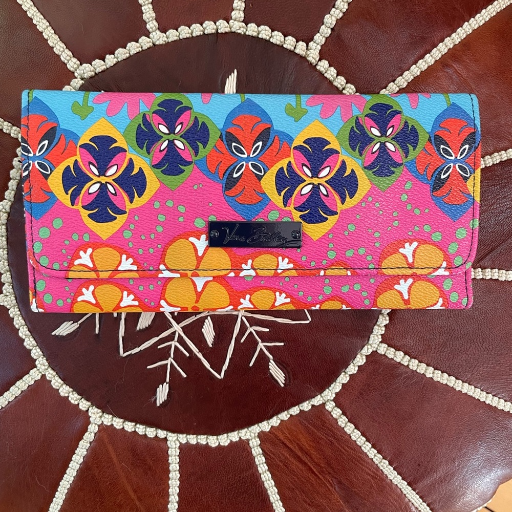 Lovely Vera Bradley wallet